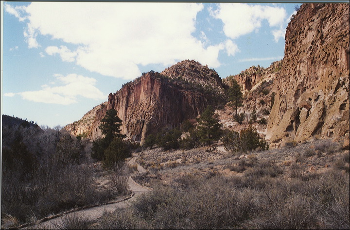 03-03-12_13_bandelier.jpg
