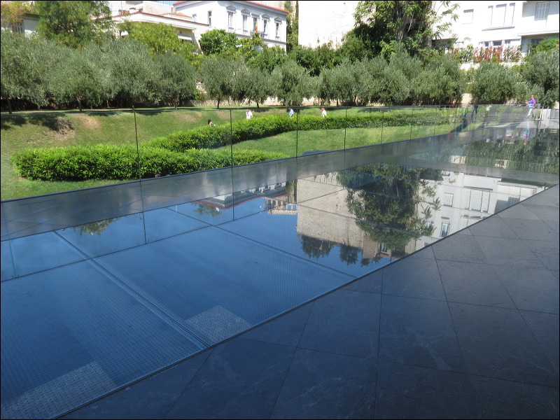 img_2012_09_04__athens_0211.jpg